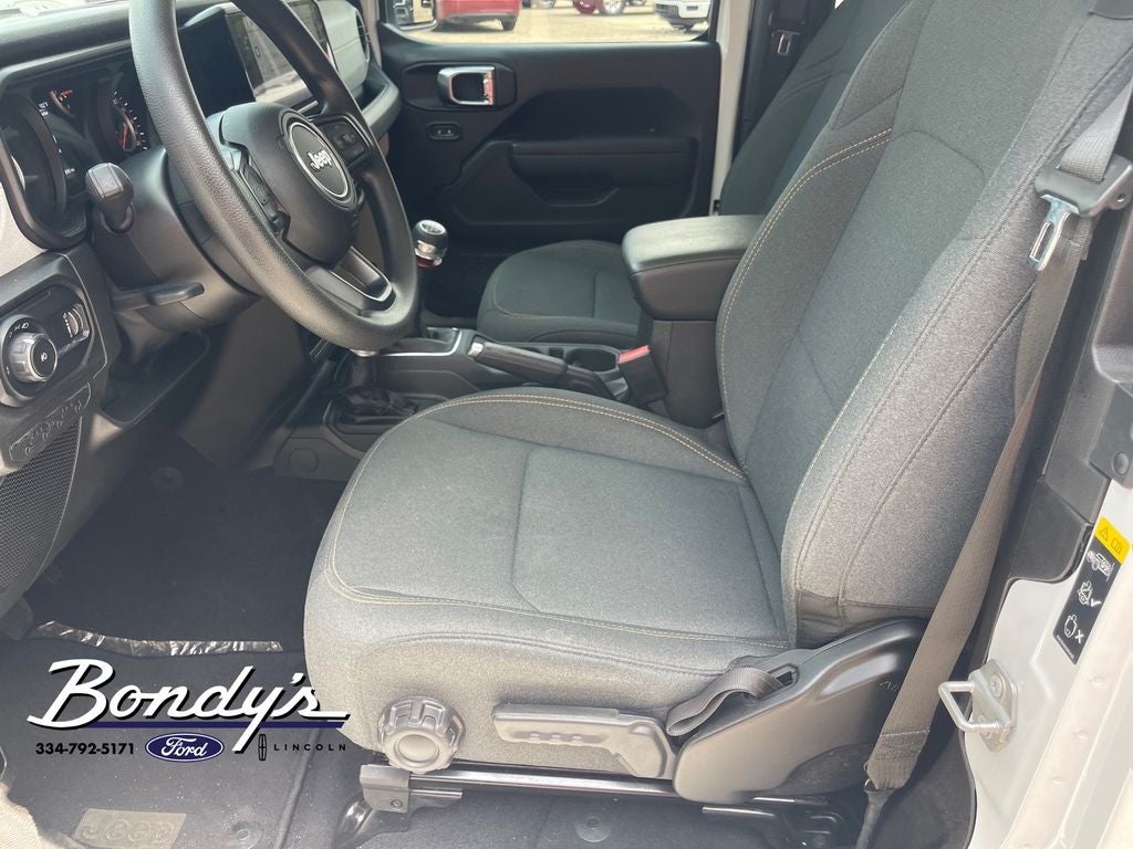 2025 Jeep Wrangler Sport