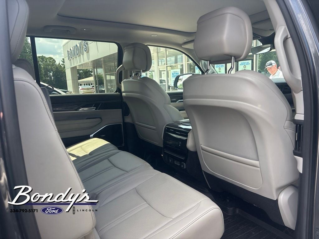2022 Jeep Wagoneer Series II