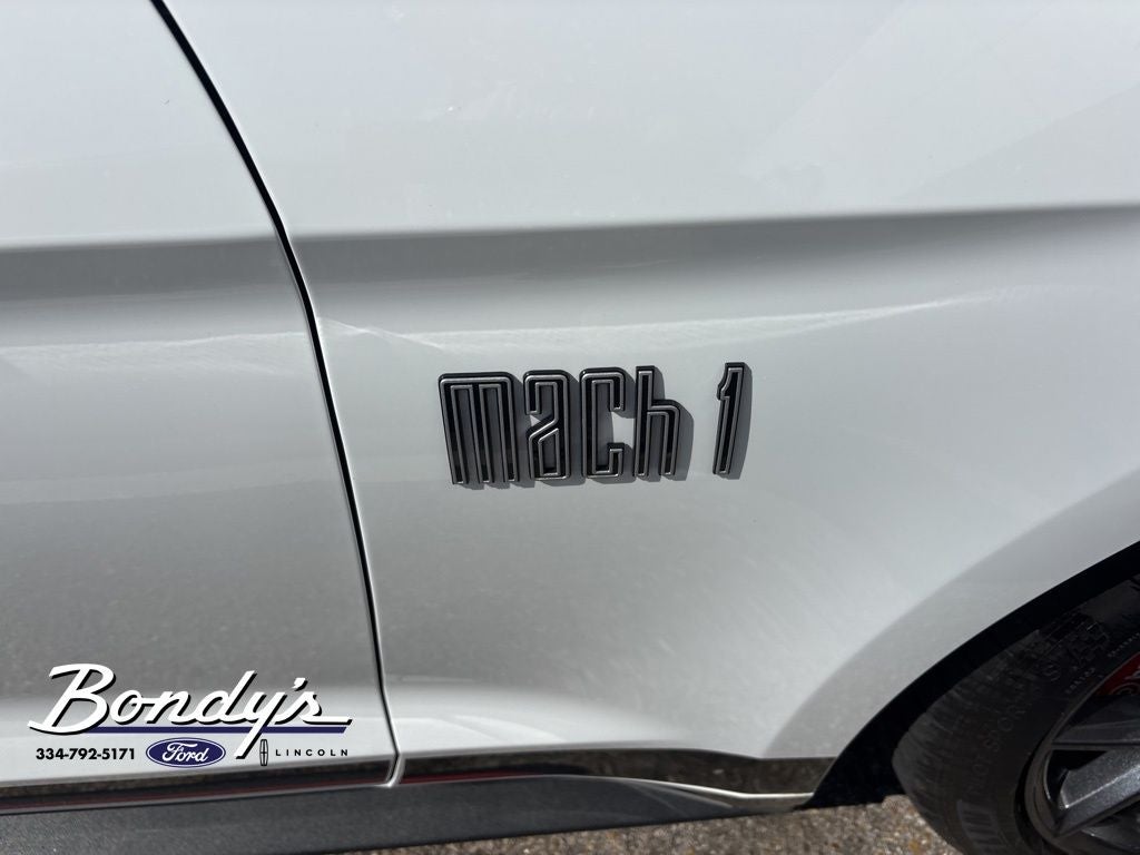 2022 Ford Mustang Mach 1