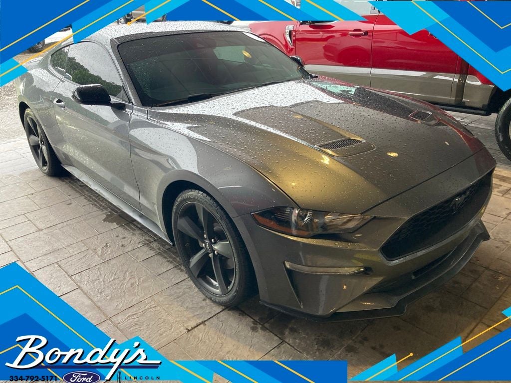 2022 Ford Mustang EcoBoost