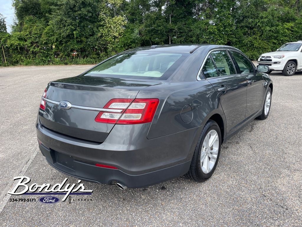 2019 Ford Taurus SE