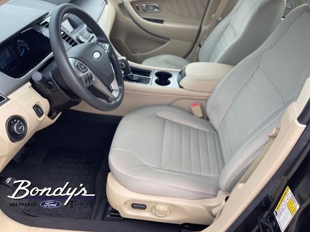 2019 Ford Taurus SE