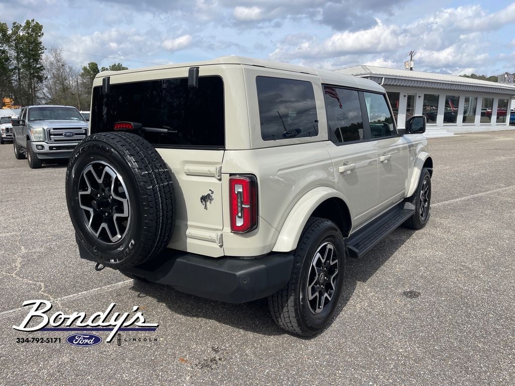 2025 Ford Bronco Outer Banks