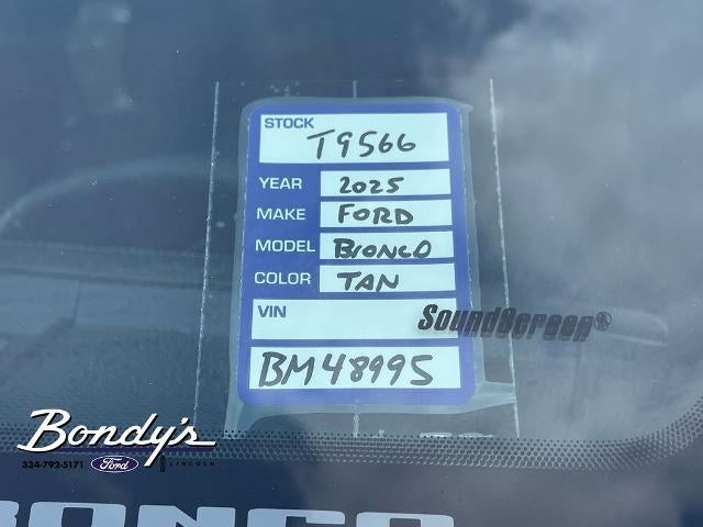 2025 Ford Bronco Outer Banks