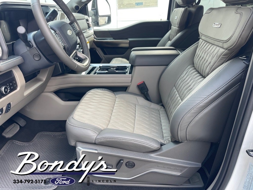 2026 Ford F-350SD Platinum DRW