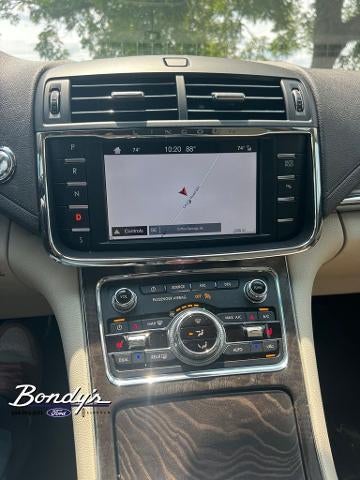 2019 Lincoln Continental Select