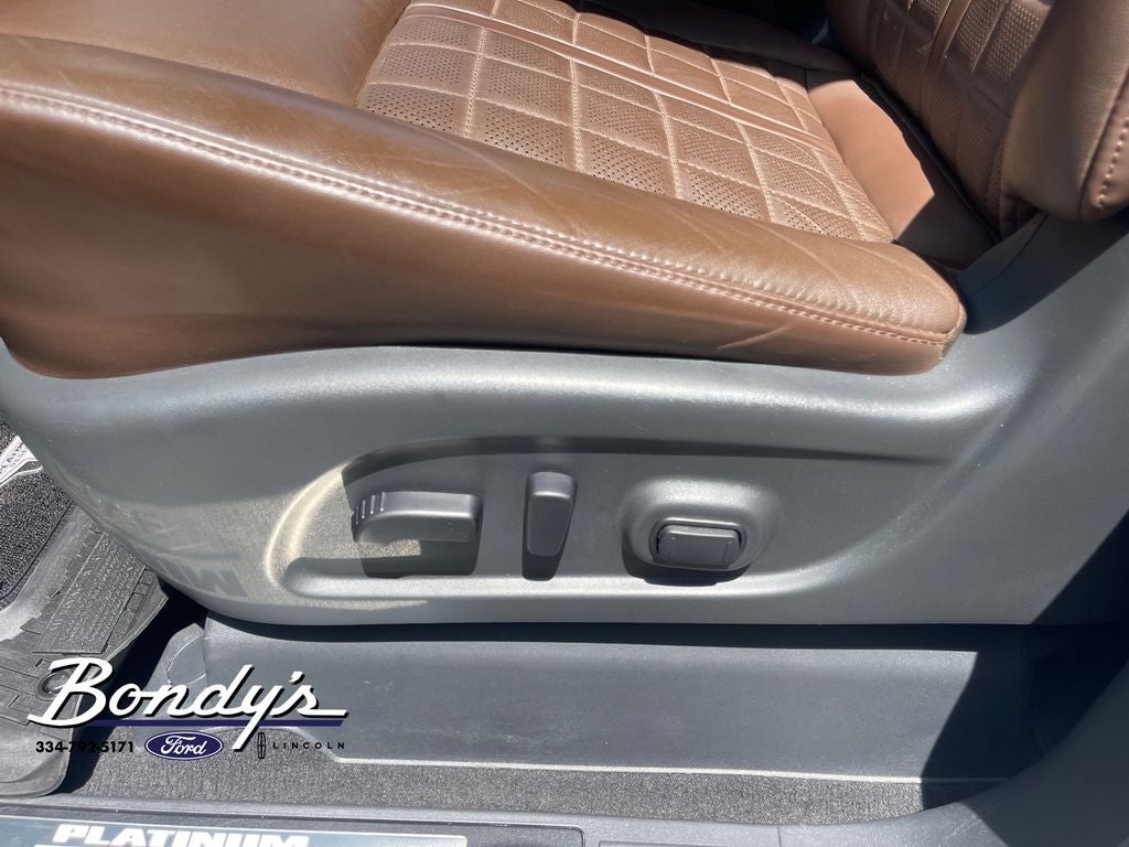 2023 Nissan Titan Platinum Reserve