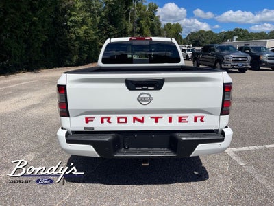 2025 Nissan Frontier SV