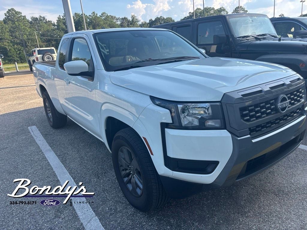 2025 Nissan Frontier SV