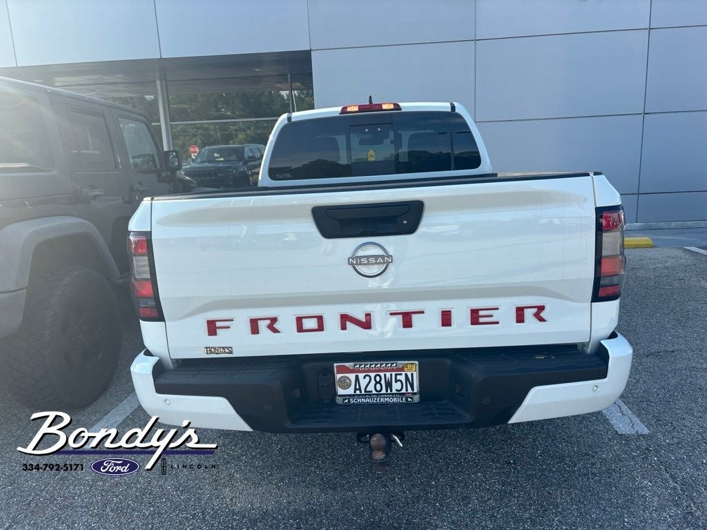 2025 Nissan Frontier SV