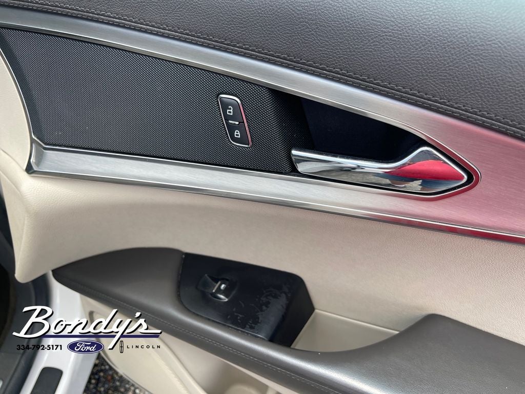 2019 Lincoln Nautilus Standard
