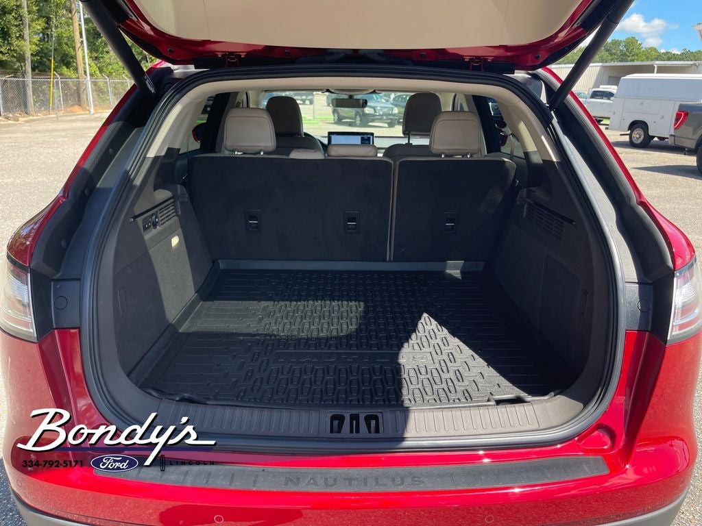 2021 Lincoln Nautilus Standard