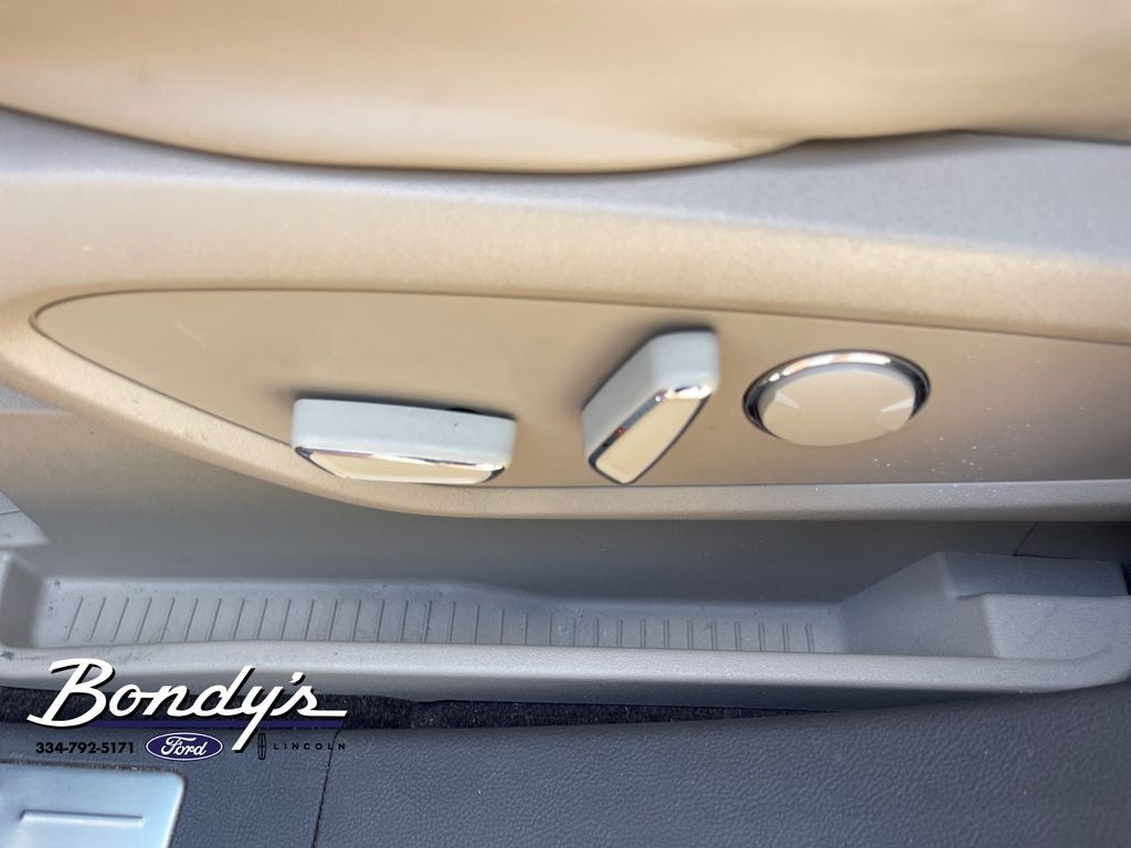 2021 Lincoln Nautilus Standard