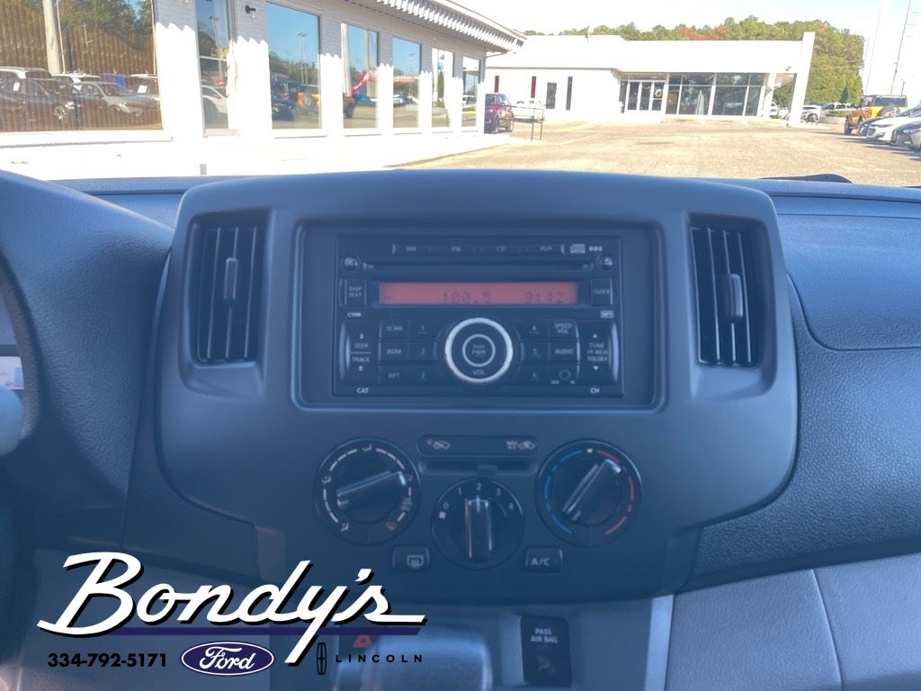 2015 Nissan NV200 SV