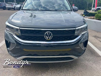 2024 Volkswagen Taos 1.5T SE