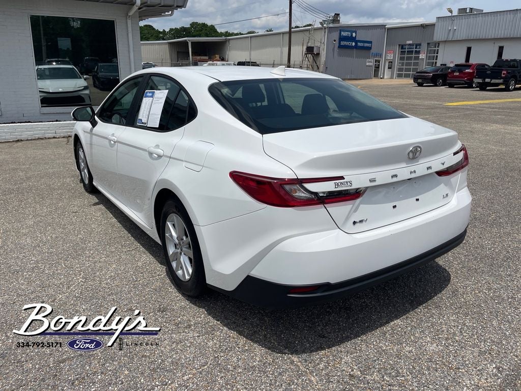 2025 Toyota Camry LE