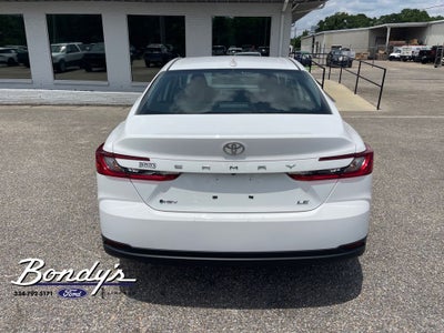 2025 Toyota Camry LE