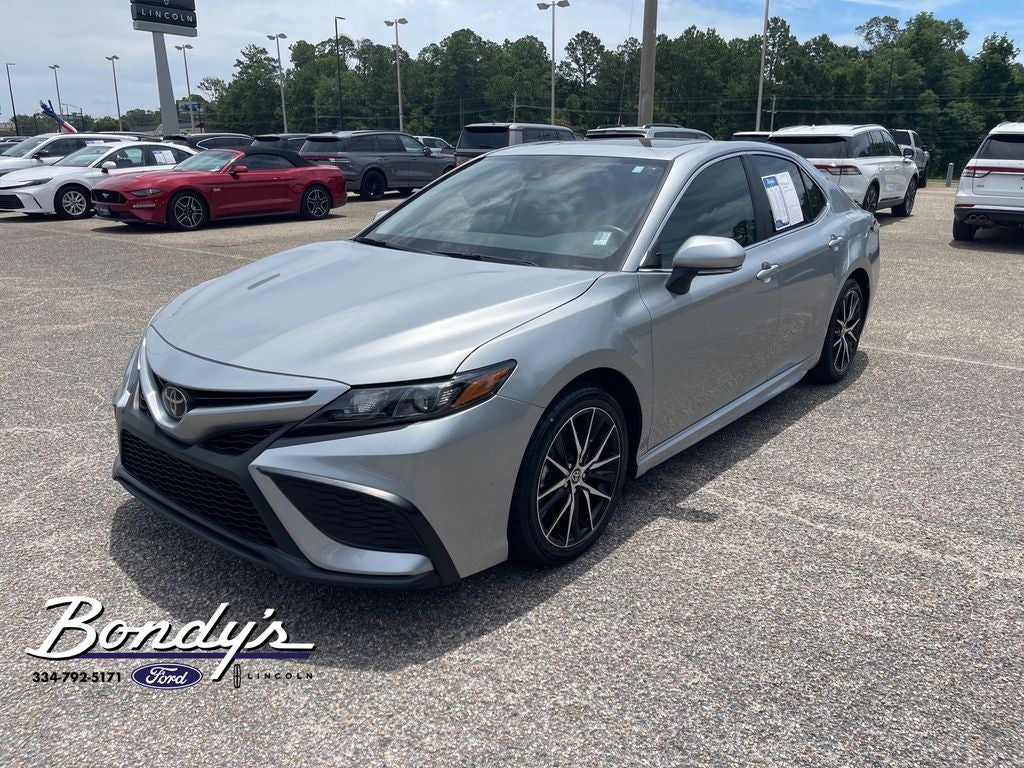 2024 Toyota Camry SE