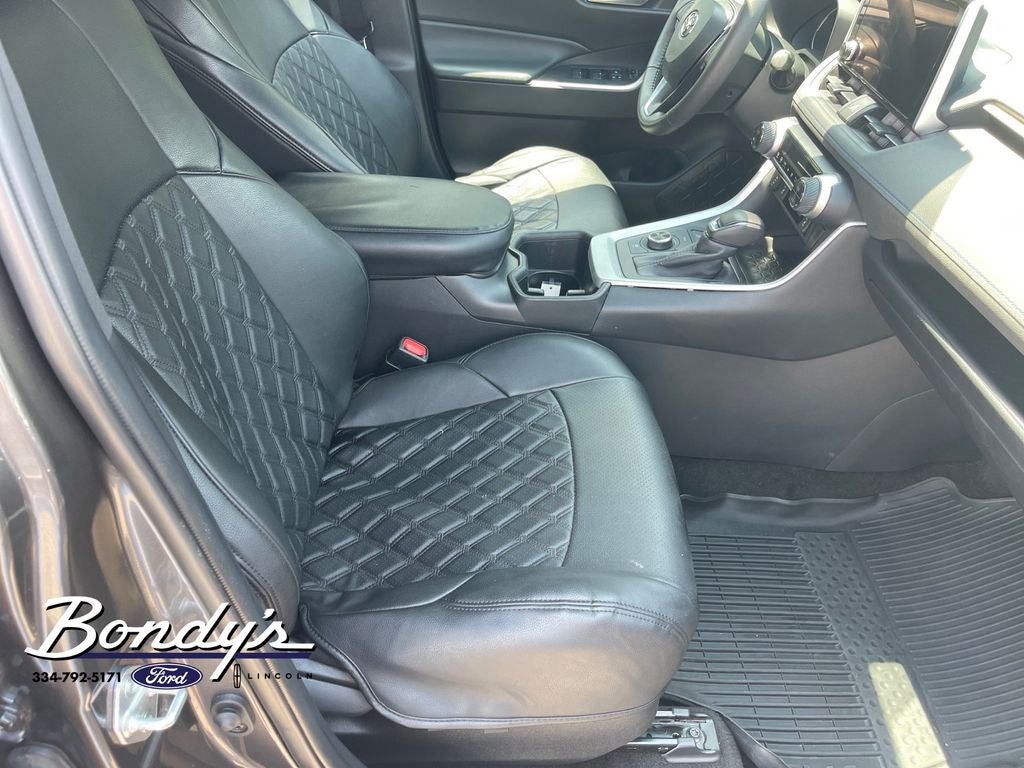 2024 Toyota RAV4 Hybrid SE