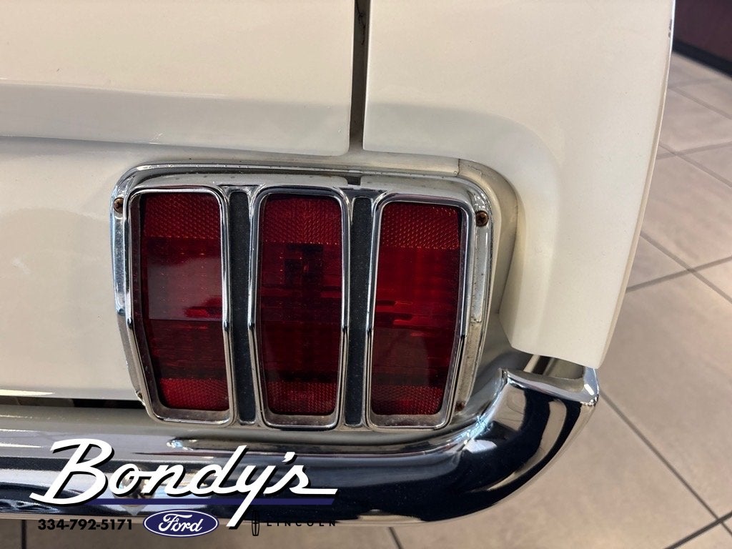 1965 Ford Mustang Base