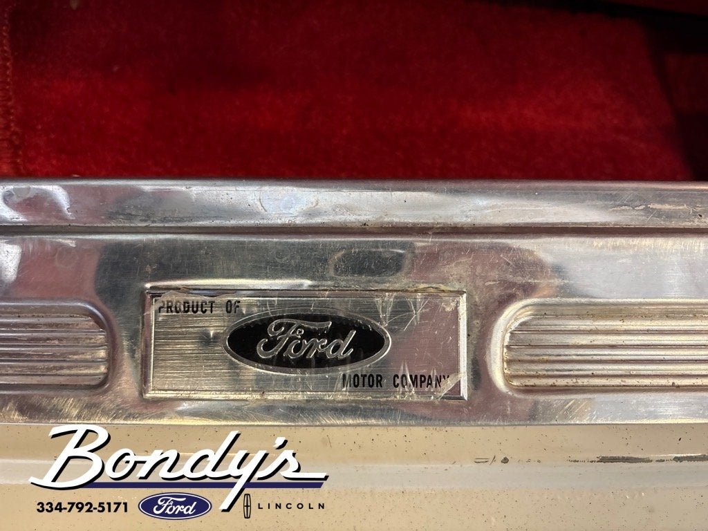 1965 Ford Mustang Base