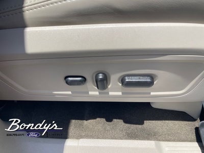 2017 Lincoln Navigator Select
