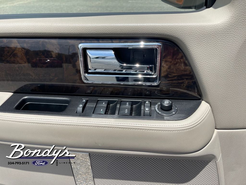 2017 Lincoln Navigator Select