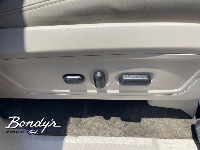 2017 Lincoln Navigator Select