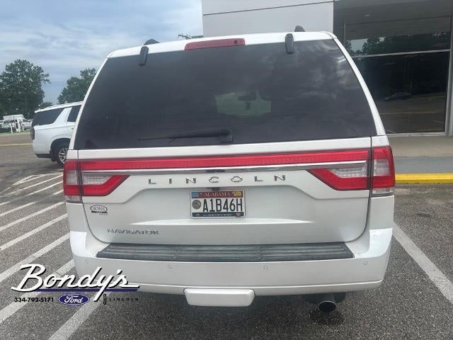 2017 Lincoln Navigator Select