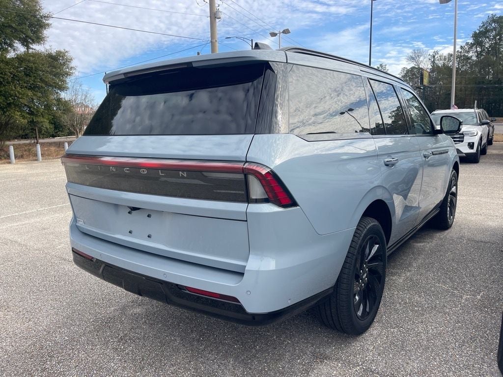 2025 Lincoln Navigator Reserve