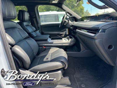 2025 Lincoln Navigator Reserve