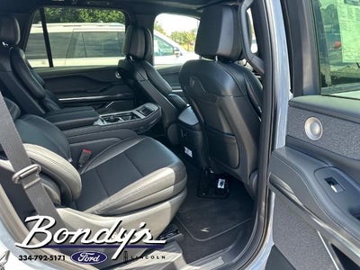 2025 Lincoln Navigator Reserve