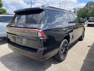 2026 Lincoln Navigator L Reserve