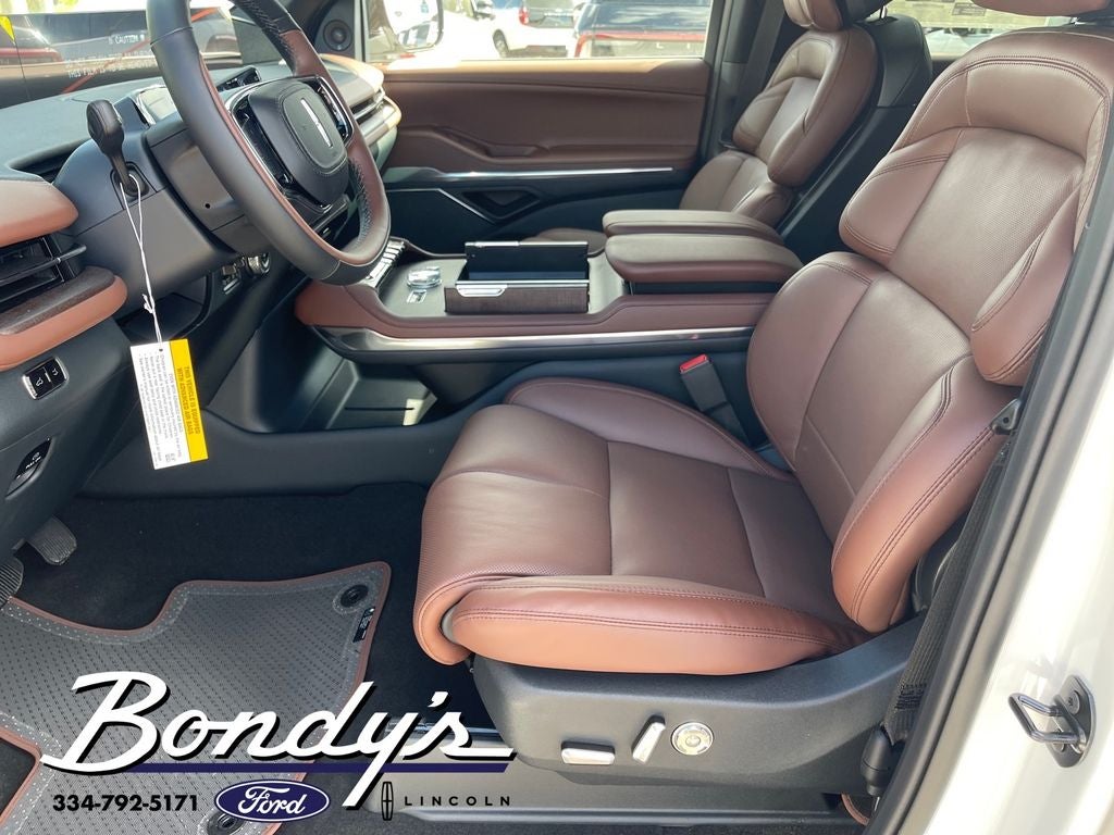 2026 Lincoln Navigator L Reserve