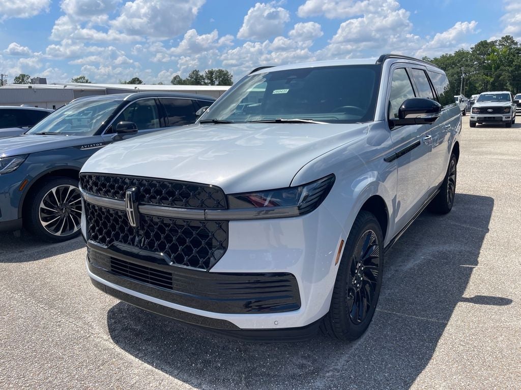 2026 Lincoln Navigator L Reserve