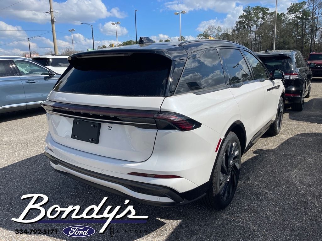 2026 Lincoln Nautilus Reserve