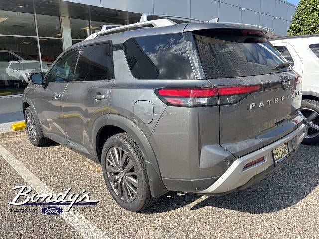 2024 Nissan Pathfinder SL