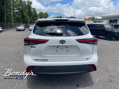 2023 Toyota Highlander LE