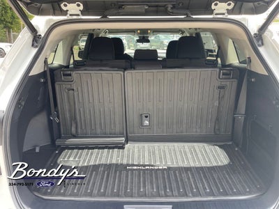 2023 Toyota Highlander LE