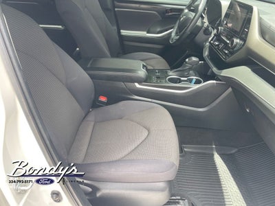 2023 Toyota Highlander LE