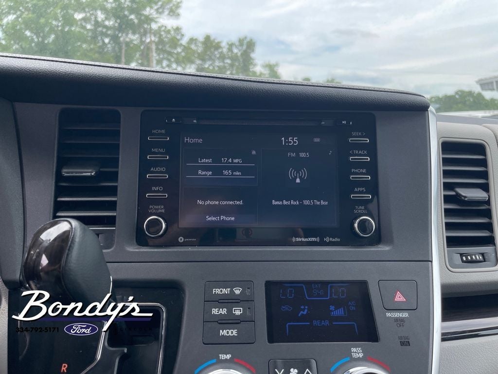 2018 Toyota Sienna XLE 8 Passenger