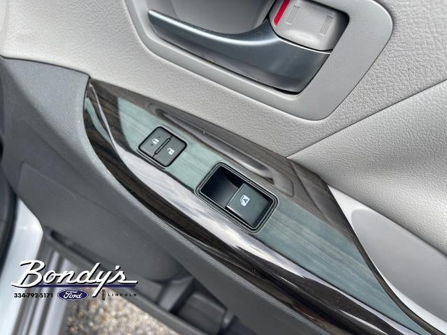 2018 Toyota Sienna XLE 8 Passenger