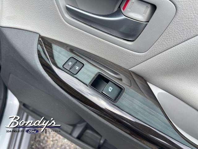 2018 Toyota Sienna XLE 8 Passenger