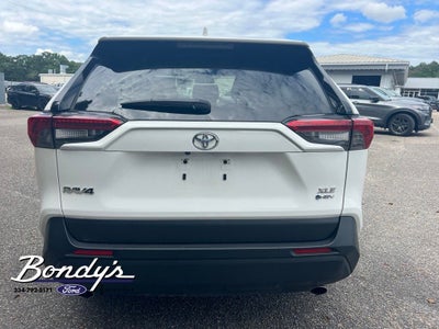 2025 Toyota RAV4 Hybrid XLE