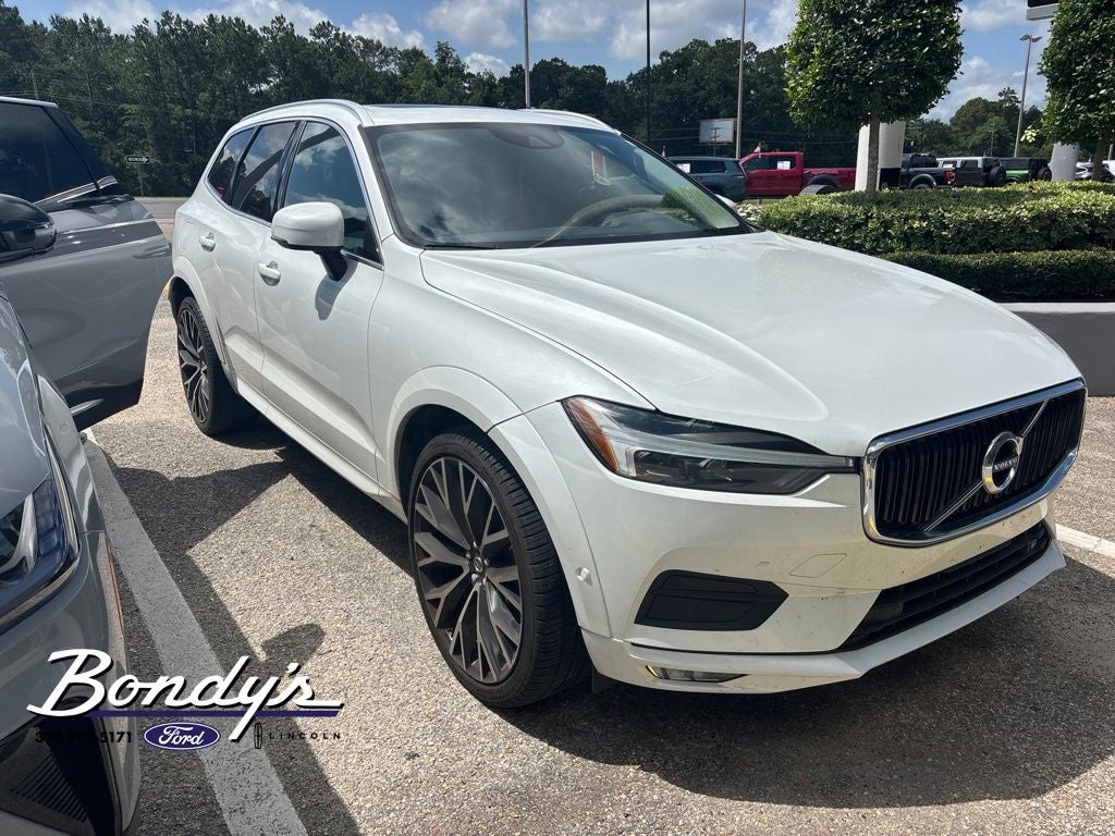 2021 Volvo XC60 T6 Momentum